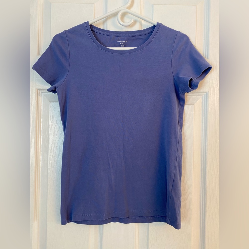 Denver Hayes everyday tee